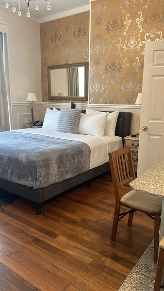 4 - Two Bedroom Suite Photo 1